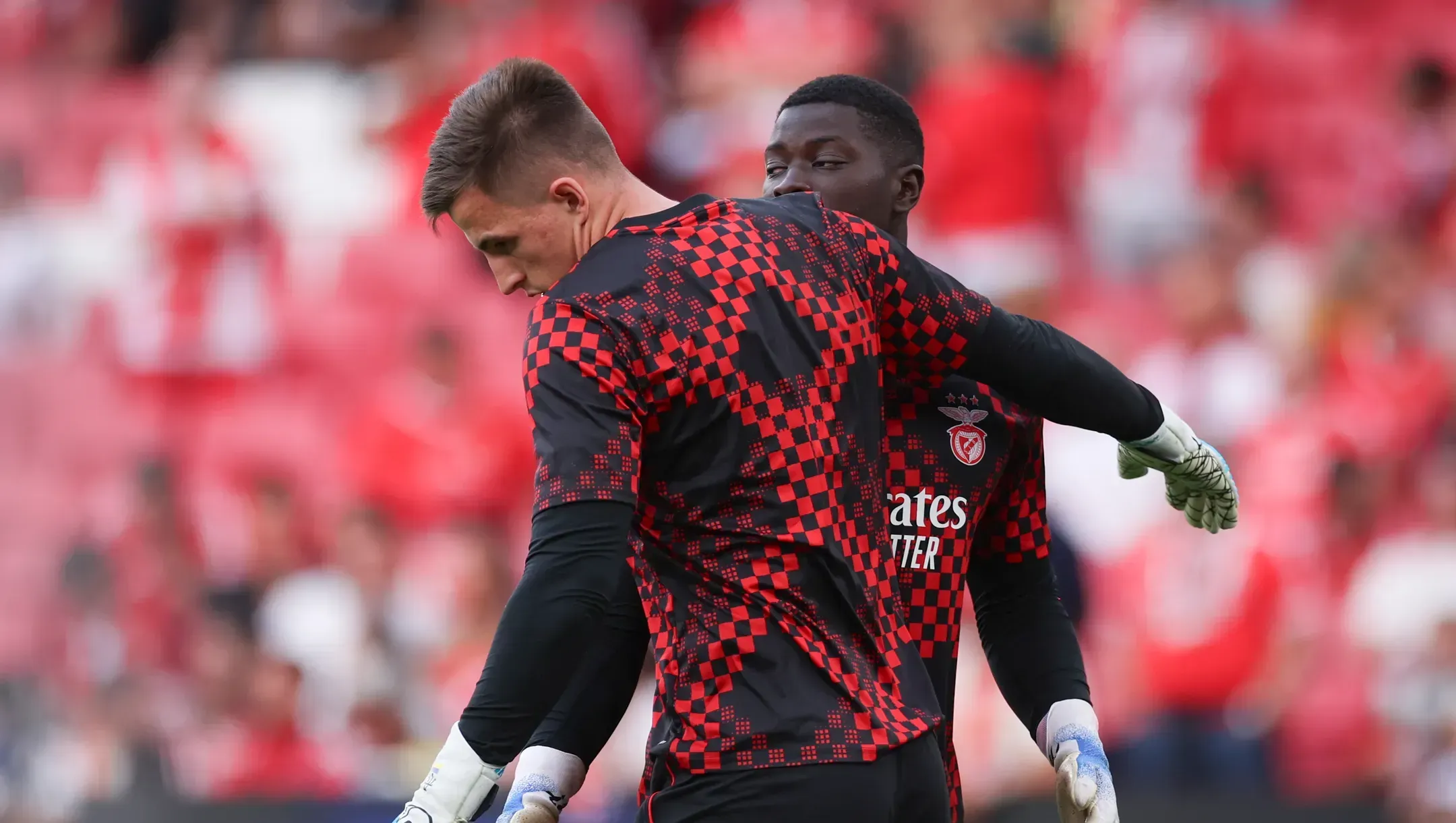 Benfica quer renovar contratos dos guarda-redes